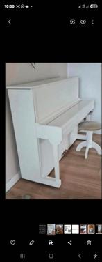 Piano met lakschade aan de bovenklep 3 toetsen blijve hangen, Ophalen, Gebruikt, Wit, Digitaal