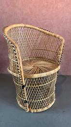 Vintage rotan kinder pauwenstoel, Kinderen en Baby's, Ophalen of Verzenden, Zo goed als nieuw, Stoel(en)