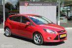 Ford Focus 1.0 EcoBoost Titanium|5Drs|101Pk|Trekhaak|Nap, Euro 5, Gebruikt, 635 kg, Bedrijf