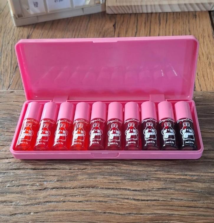 Lip oil, Sieraden, Tassen en Uiterlijk, Uiterlijk | Cosmetica en Make-up, Nieuw, Make-up, Lippen, Roze, Ophalen of Verzenden