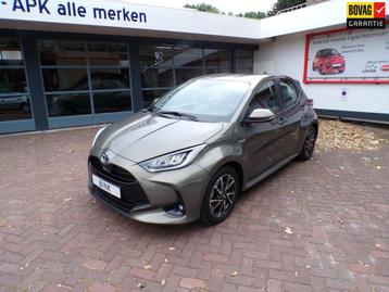 Toyota Yaris 1.5 Hybrid Dynamic Navi/Apple Car Play Android/ beschikbaar voor biedingen