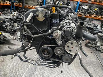 Motor van een Audi A4 beschikbaar voor biedingen