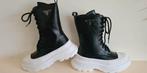 Nieuw in doos super gave boots prijs 25 euro - maat 39, Snowboots, Nieuw, Ophalen of Verzenden, ..