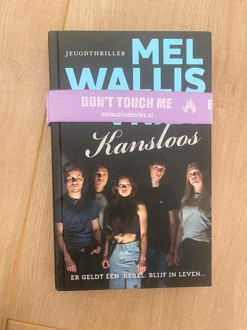 Mel Wallis de Vries- Kansloos, Boeken, Thrillers, Zo goed als nieuw, Ophalen of Verzenden