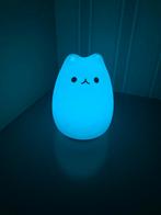 Nachtlampje Kat - Verschillende Kleuren, Huis en Inrichting, Lampen | Tafellampen, Ophalen of Verzenden, Nieuw, Kunststof, Minder dan 50 cm