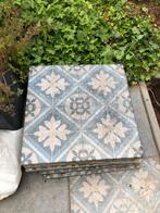 7 stuks blauw-witte tegels 60x60 cm, Ophalen, Gebruikt, 10 m² of meer, Beton