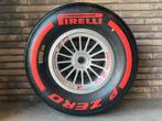Formule 1 band Pirelli met wiel (band + velg) SOFT/ KOOPJE, Verzamelen, Ophalen, Gebruikt, Formule 1