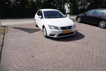 SEAT Leon 1.0 EcoTSI Style Connect CRUISE NAVI CARPLAY CLIMA beschikbaar voor biedingen