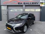 Mitsubishi Outlander 2.4 PHEV S-Edition Black BOMVOL, Auto's, Automaat, 135 pk, 4 cilinders, Zwart