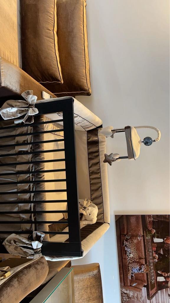 Box met aankleding, Kinderen en Baby's, Boxen, Zo goed als nieuw, Ophalen