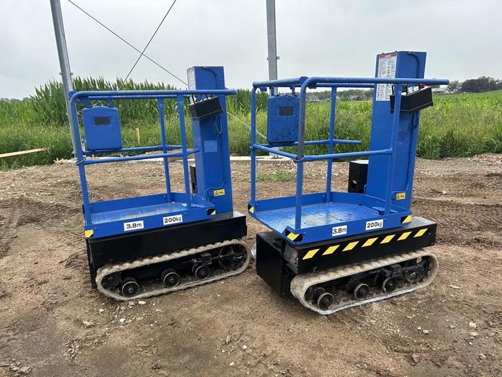 Hoogwerker rupshoogwerker masthoogwerker aichi rm04b, Zakelijke goederen, Machines en Bouw | Liften, Steigers en Ladders