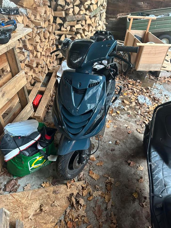 Piaggio zip zonder blok(wok), Fietsen en Brommers, Scooters | Piaggio, Gebruikt, Zip, Benzine, Ophalen