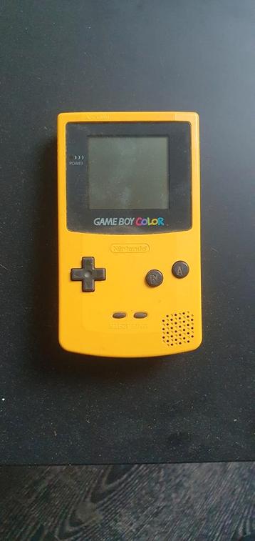 Gele Game Boy Color beschikbaar voor biedingen
