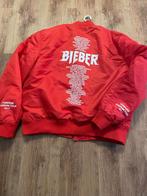 Justin Bieber fan jas, Nieuw, Ophalen of Verzenden, Maat 56/58 (XL), Rood