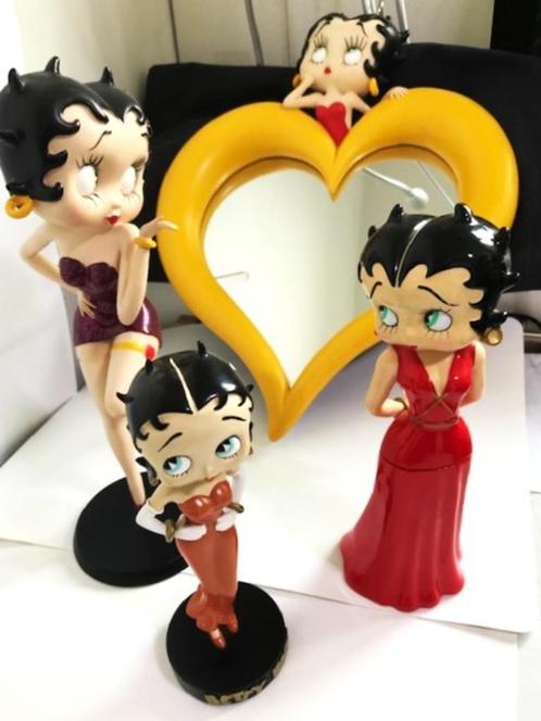 Betty Boop collectie 2 beelden & spiegel😍💑🤗🎁😘👌, Verzamelen, Beelden en Beeldjes, Zo goed als nieuw, Mens, Ophalen of Verzenden