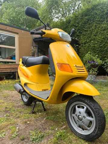Piaggio Zip Fastrider 50cc 2-takt –9500 km – Duitse papieren beschikbaar voor biedingen