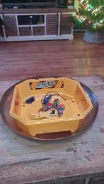 Beyblade burst 8 stuks met 3 launchers 2 arena, Ophalen of Verzenden, Zo goed als nieuw