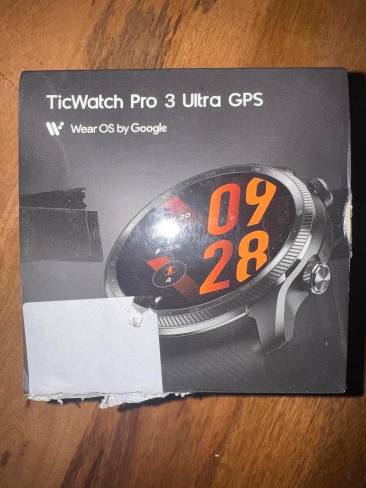 Ticwatch Pro 3 Ultra GPS - Wear OS Smartwatch !!! NIEUW!!!, Sieraden, Tassen en Uiterlijk, Smartwatches, Nieuw, Android, Zwart