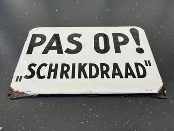 Mooi heel oud emaille “pas op schrikdraad” beschikbaar voor biedingen