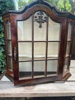 Antiek Notenhouten Vitrinekastje, Antiek en Kunst, Antiek | Meubels | Kasten, Ophalen
