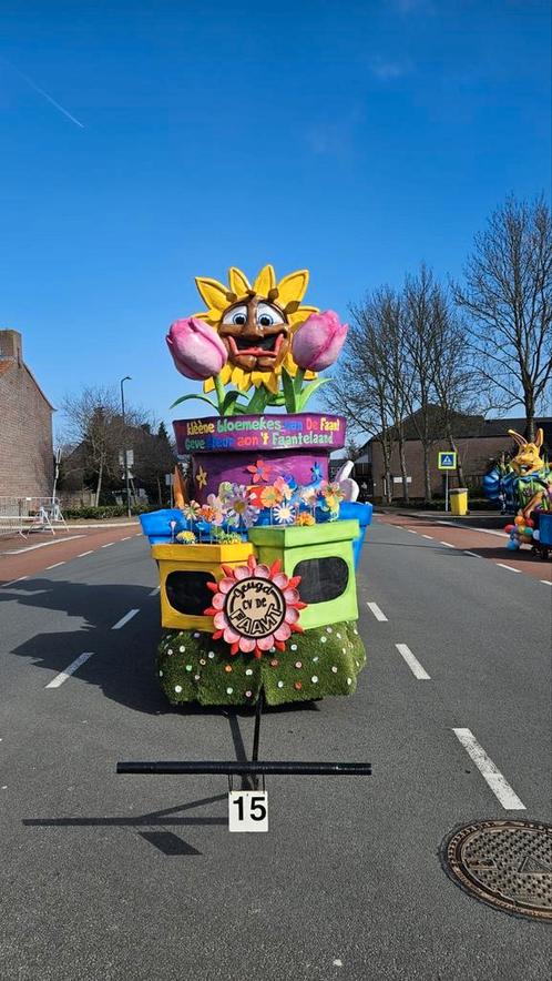 Carnavalswagen thema bloemen, Antiek en Kunst, Kunst | Overige Kunst, Ophalen