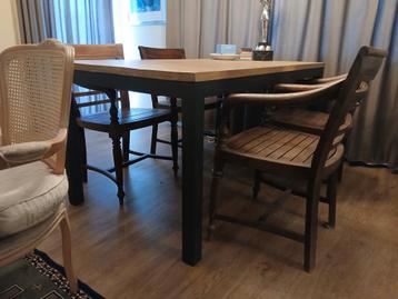 Eikenhouten eettafel - 4 persoons - Metalen poten beschikbaar voor biedingen
