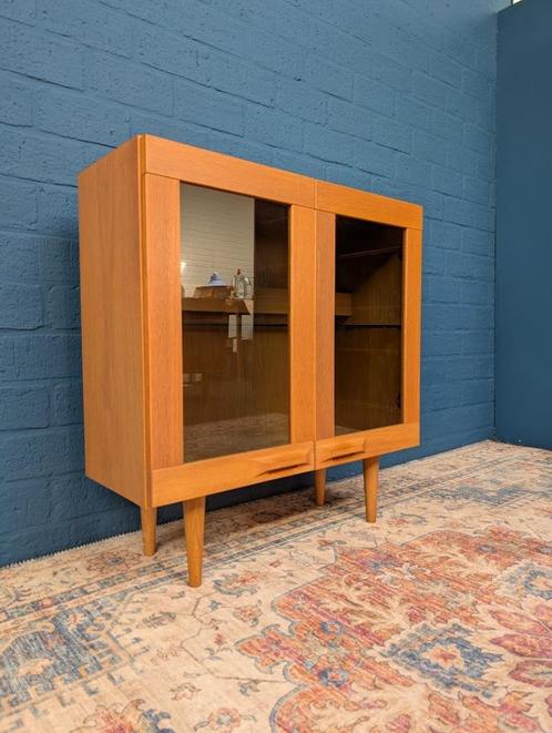Vintage vitrinekastje, jaren 70, Verzamelen, Retro, Huis en Inrichting, Ophalen