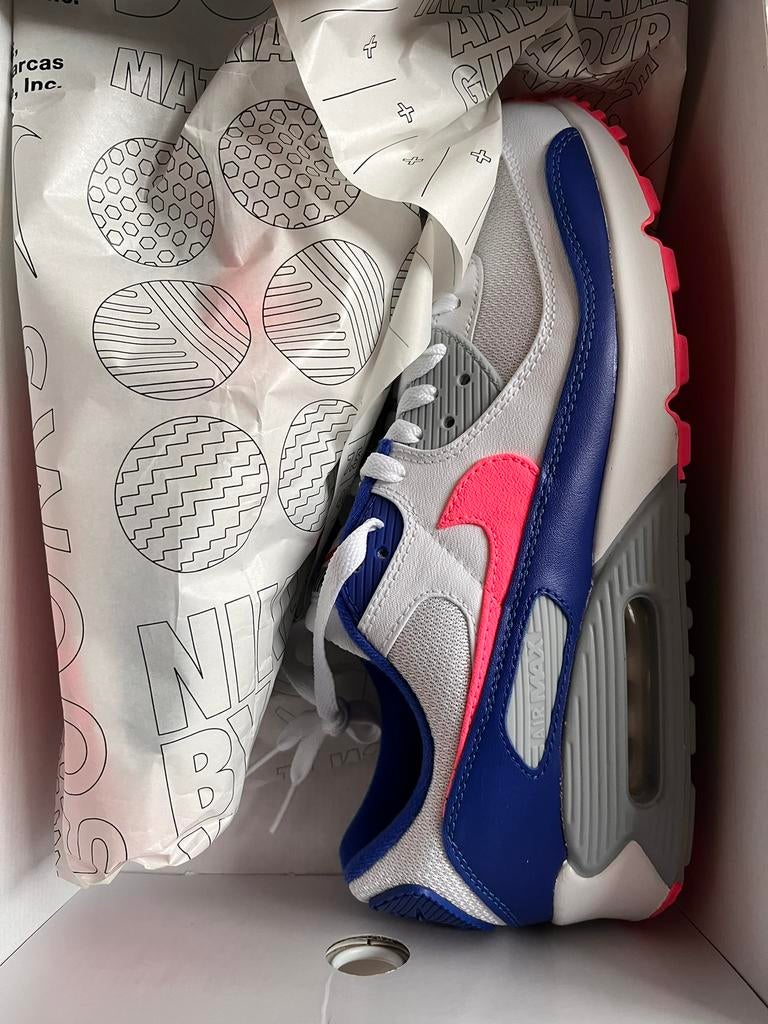 Nike Air Max 90 NBY eggplant Size US10.5 / EU44.5, Kleding | Heren, Schoenen, Ophalen, Nieuw, Overige kleuren