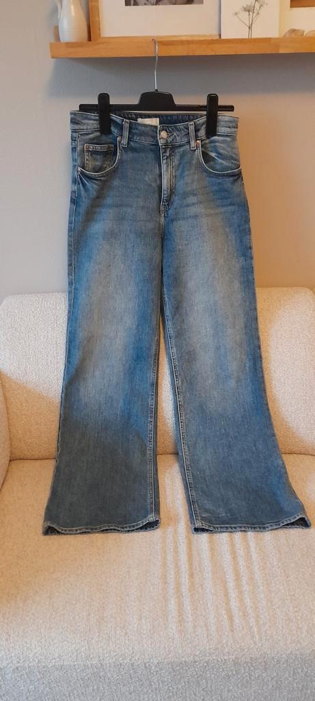 Spijkerbroek / jeans , H&M maat 40 , wide leg, ZGAN, Kleding | Dames, Spijkerbroeken en Jeans, Zo goed als nieuw, W30 - W32 (confectie 38/40)