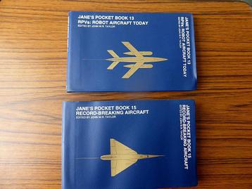 JANE'S POCKET BOOK: ROBOT AIRCRAFT & RECORDBREAKING AIRCRAFT beschikbaar voor biedingen