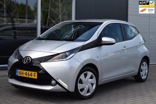 Toyota Aygo 1.0 VVT-i x-play | Airco | Cruise | NAP + APK 1-, Auto's, Toyota, Bedrijf, Te koop, Aygo, ABS, Achteruitrijcamera