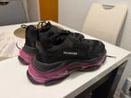 Balenciaga Triple S sneakers – black/pink – size 46, Ophalen of Verzenden, Zo goed als nieuw, Overige merken