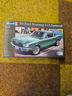 Revell 07065 FORD MUSTANG 2 + 2 FASTBACK, Hobby en Vrije tijd, Modelbouw | Auto's en Voertuigen, Auto, Revell, Groter dan 1:32