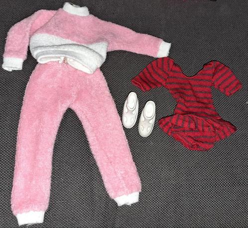 Fleur doll Aerobic set #1010, Verzamelen, Poppen, Gebruikt, Kleertjes, Ophalen of Verzenden