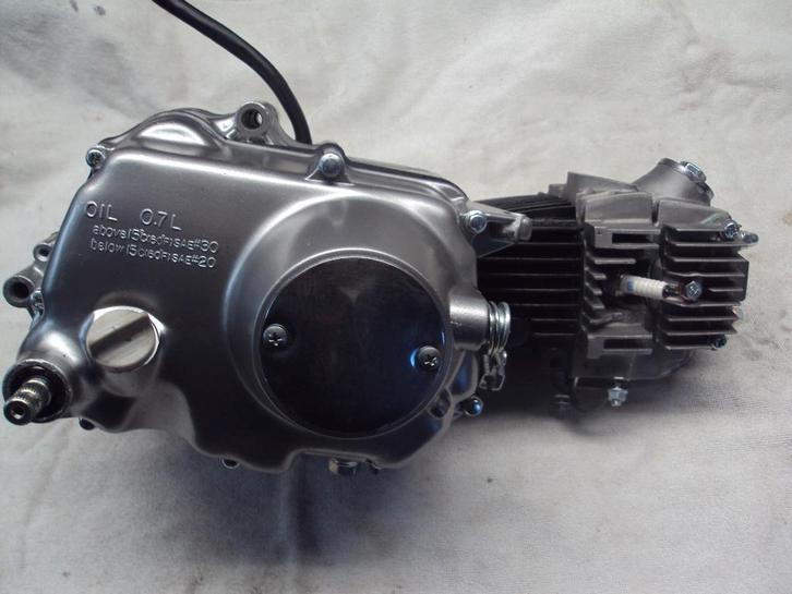 Honda SS50 K1 motorblok compleet gereviseerd, Fietsen en Brommers, Brommeronderdelen | Algemeen, Zo goed als nieuw, Blok, Ophalen