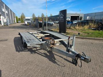 Te Huur oprijwagen  beschikbaar voor biedingen