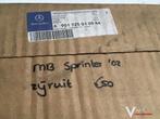 Mercedes Sprinter 2002  Zij Ruit  A 901 725 01 09