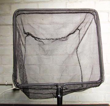 Visnet schepnet vangnet 35 x 40 op steel. Totaal 150 cm beschikbaar voor biedingen