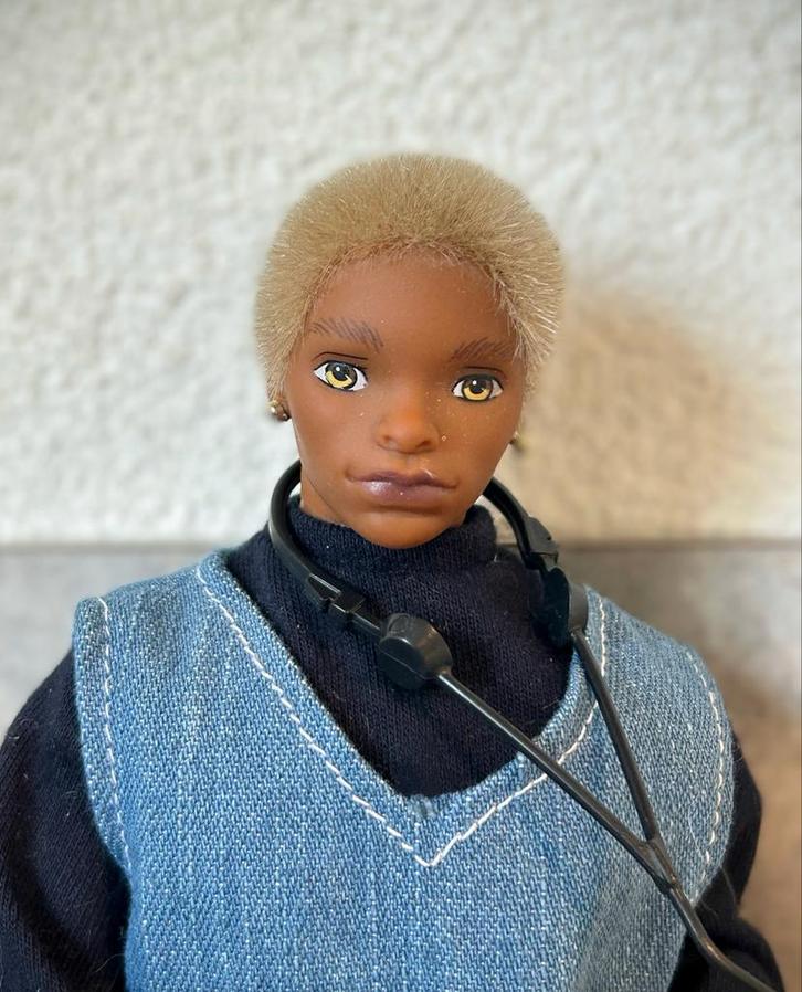 Vintage Pop met Accessoires, Kinderen en Baby's, Speelgoed | Poppen, Zo goed als nieuw, Overige typen, Ophalen of Verzenden