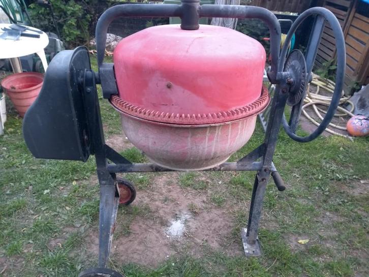 betonmolen, aanhanger, kamersteiger, kruiwagen, kettingzaag, Tuin en Terras, Hand-tuingereedschap, Gebruikt, Overige soorten, Ophalen of Verzenden