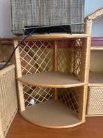 Hoek kastje rotan, Ophalen of Verzenden, Zo goed als nieuw