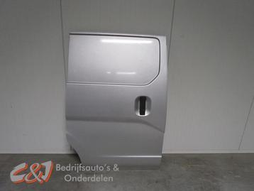 Schuifdeur rechts van een Nissan NV200 (K23) beschikbaar voor biedingen