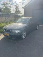 BMW 116i schade, Auto diversen, Schadeauto's, Ophalen, 1600 cc, Zwart, Handgeschakeld