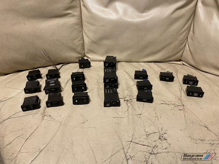 Diverse Bmw E39 schakelaars raam licht rollo stoelverwarming, Auto-onderdelen, Dashboard en Schakelaars, BMW, Gebruikt, Ophalen of Verzenden