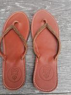 Teen slippers, Ophalen, Zo goed als nieuw