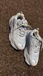 IMITATIE Balenciaga triple S, Kleding | Dames, Schoenen, Blauw, Ophalen of Verzenden, Sneakers of Gympen, Onbekend