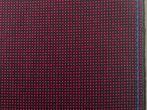 Kvadrat Pro fuchsia blokjespatroon op zwart 8 mtr meubelstof, Hobby en Vrije tijd, Stoffen en Lappen, Overige materialen, 120 cm of meer