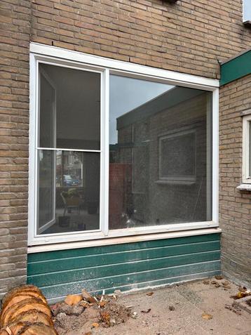 Kozijn met draaikiepraam + hor (197x250) beschikbaar voor biedingen