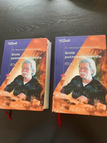 Puzzelencyclopedie 2-delig beschikbaar voor biedingen