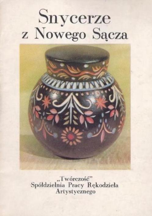 Boekje over hout / houtsnijwerk Polen / Pools) 1977, Boeken, Kunst en Cultuur | Beeldend, Gelezen, Schilder- en Tekenkunst, Ophalen of Verzenden